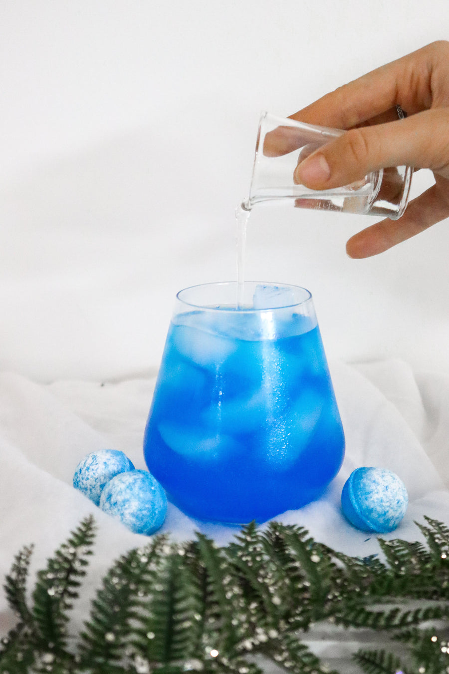 JACK FROST COCKTAIL BOMB