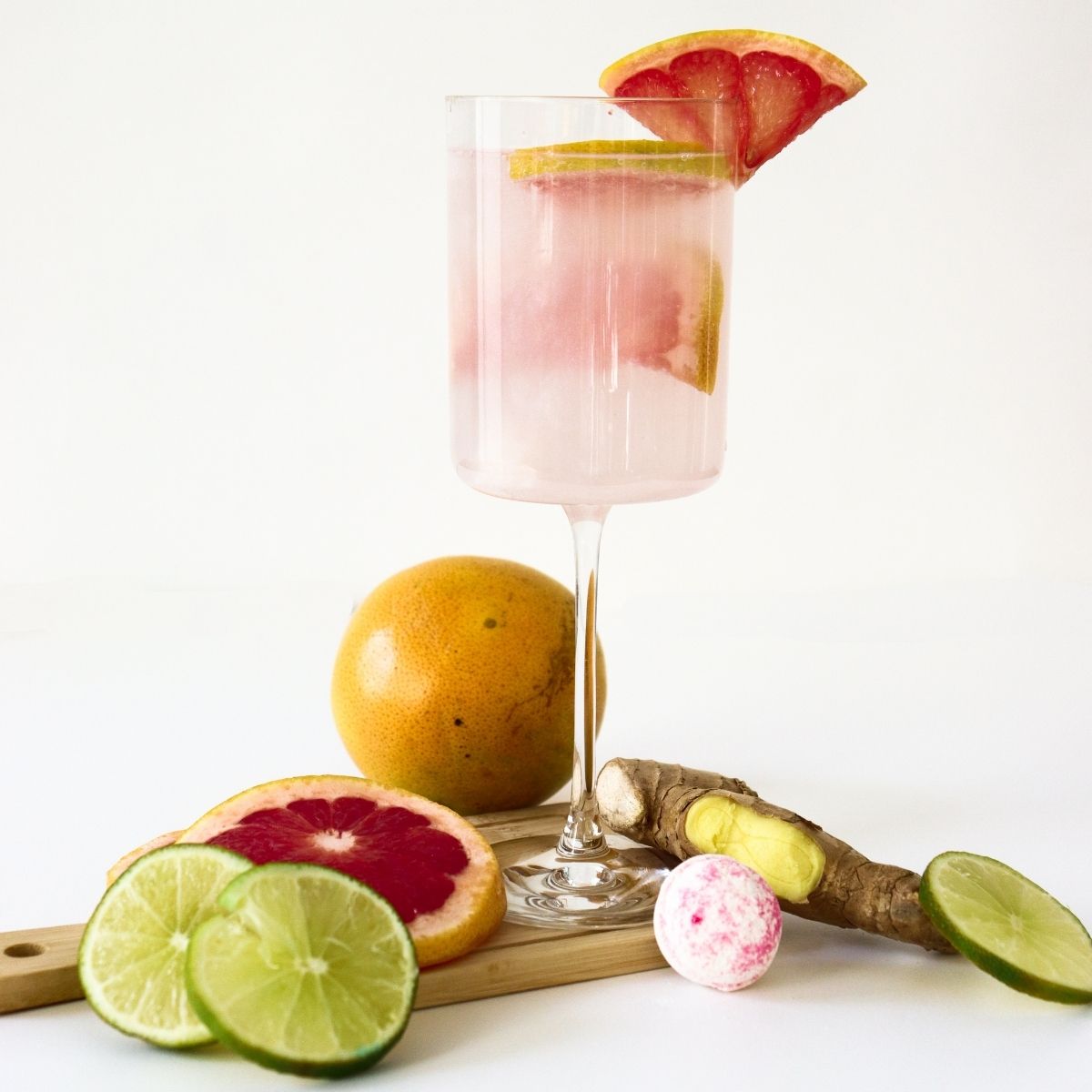 ROSE GINGER PALOMA - COCKTAIL BOMB